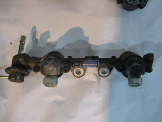 Vstřikovací lišta A46701R70 Subaru pro benzínový motor