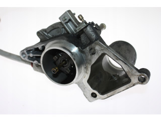 Вакуумный насос ford mondeo mk3 130 2.0 tdci #42 6942040 FoMoCo