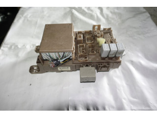 Toyota corolla e12 1.6 vvti блок предохранителей