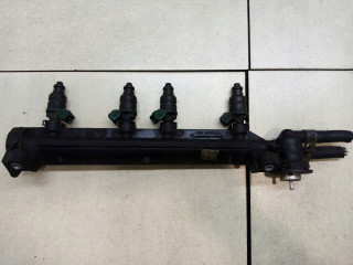 Топливная рампа audi a3 1.6 037906031AA, 2010000573938