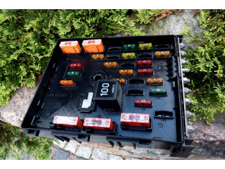 Pojistková skříňka 3C0937125 VW B6 CC Volkswagen