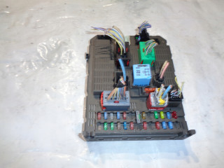 Lancia phedra 2.0 16v блок предохранителей модуль bsi 1400010480          