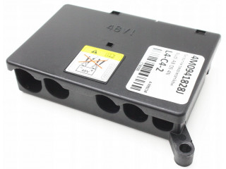 Pojistková skříňka    AUDI A8 4H  4M0941828J     