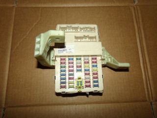 Pojistková skříňka    IV 2.4 B 04-09    Hyundai   