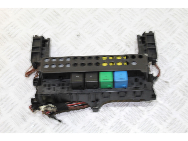 Pojistková skříňka W245 LIFT Mercedes-Benz