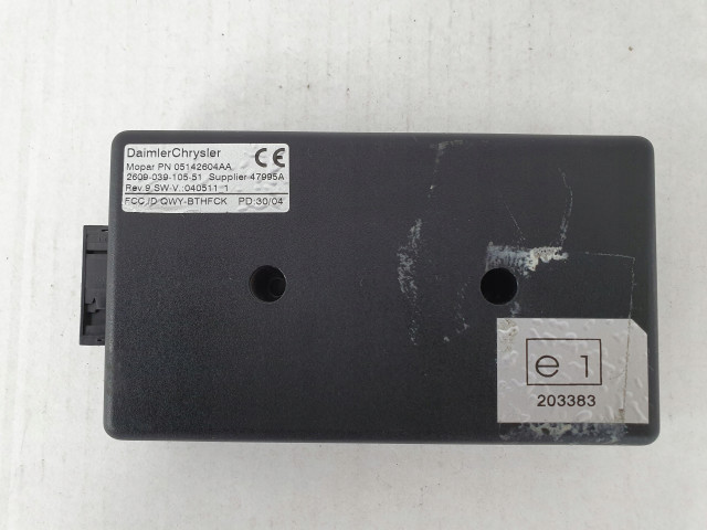 Модуль управления chrysler jeep 05142604aa