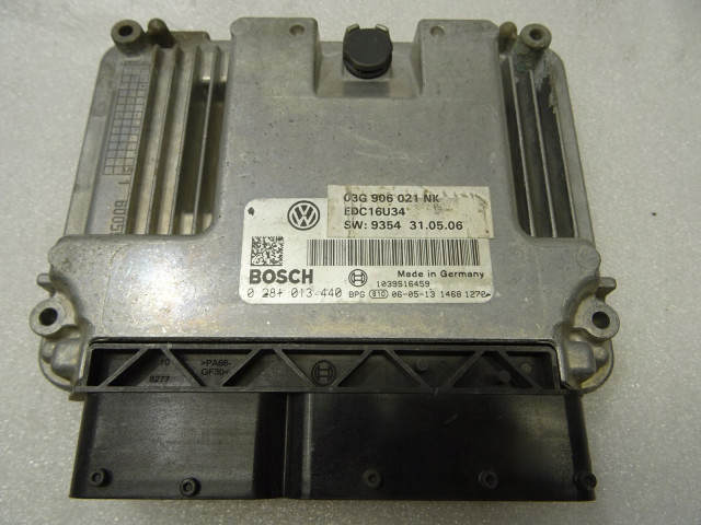 Vw passat b6 блок управления двигателем 03g906021nk Volkswagen