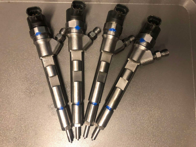 Vstřikovač 0445110059 0445110059 Bosch Diesel