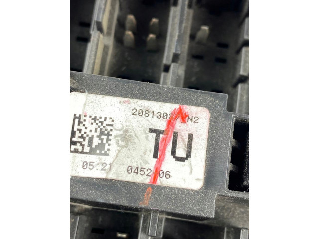 Pojistková skříňka 08-13R 20813087, 005GMT900 15780697 General Motors