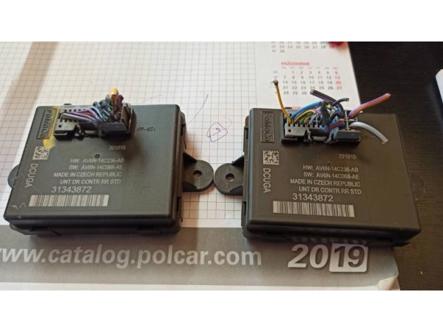 Volvo v40 12- 31343872      