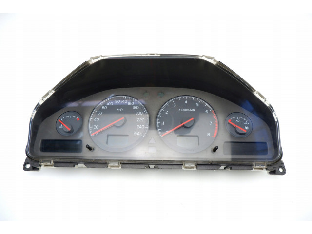 Панель приборов спидометр volvo s60 i xc70 8637994             