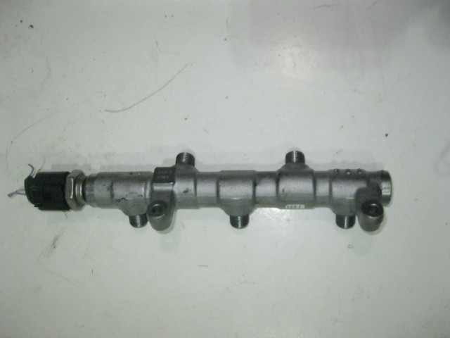 Audi q5 8r 3.0 tdi топливная рампа 059130089dd