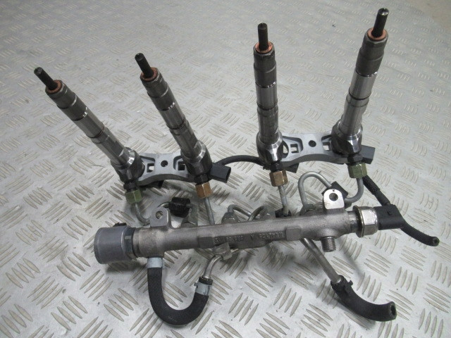 Форсунка tdi vw audi 04l130277ac           