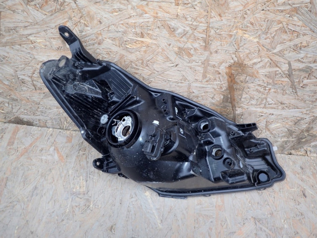 Lampa левая reflektor toyota yaris 3 iii 14- lewe