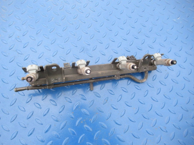 Vstřikovací lišta  WTRYSKOWA, WTRYSKI  Suzuki       pro benzínový motor