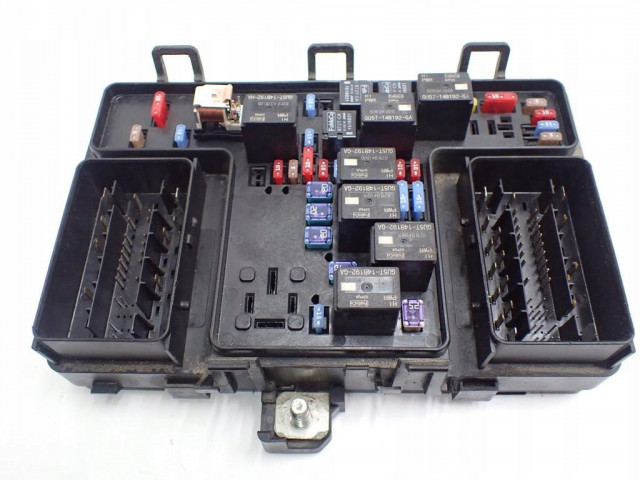  блок предохранителей ranger iii iv 19r  GB3T-14D068, GB3T14D068 GB3T-14D068-KC, GB3T-14D068 Ford      