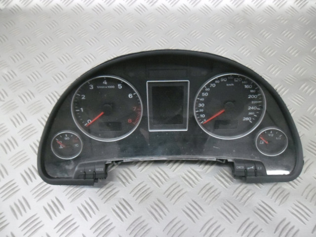 Audi a4 b7 8e панель приборов спидометр 2.0 fsi 8e0920931e