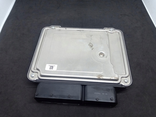 БЛОК УПРАВЛЕНИЯ ДВИГАТЕЛЕМ AUDI A4 B8 2.0 TDI 03L906018JR    Bosch 