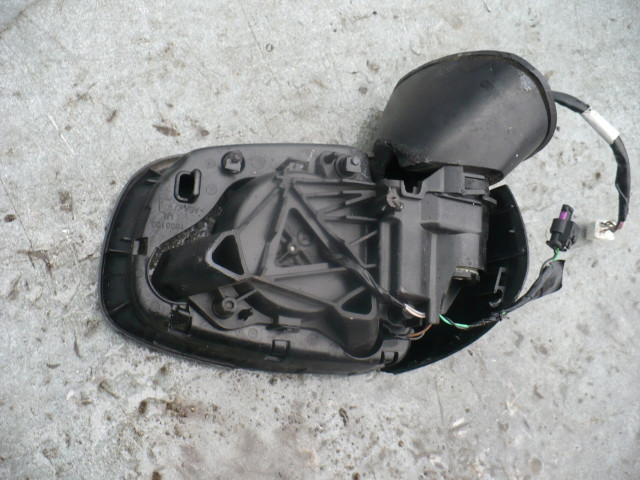 Zpětné zrcátko  Suzuki      LUSTERKO, MECHANIZM 