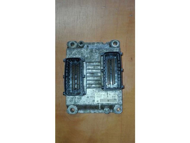 Обнуленный блок управления 55353613 0261208255 z14xep 55353613, Opel