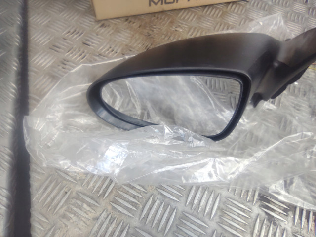 Zpětné zrcátko Dodge 04658889, 015482L 015482L