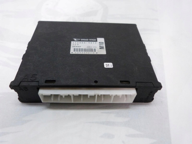 Daihatsu sirion m1 1.3 блок управления двигателем ecu 89560-97433 112000-9412