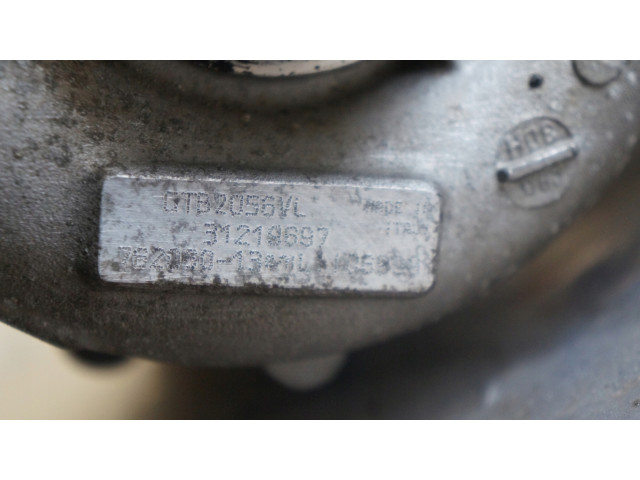 VOLVO C30 C70 V50 S80 V70 Turbodmychadlo 2.4 D5 31219697 Garrett