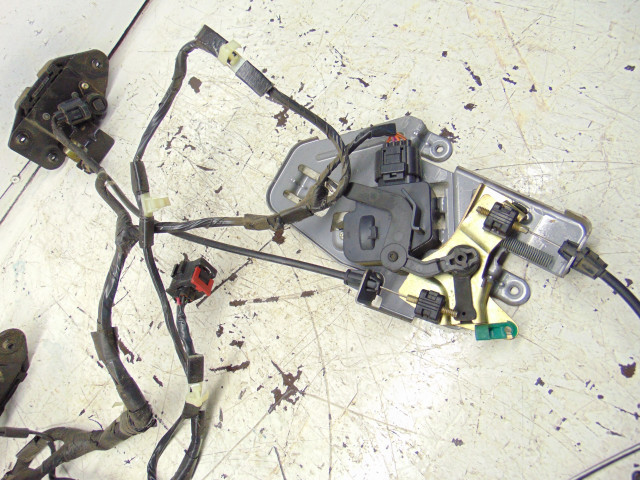 АКТУАТОР ZAMEK КОСА ПРОВОДОВ ЗАСЛОНКИ JEEP GRAND CHEROKEE WJ        