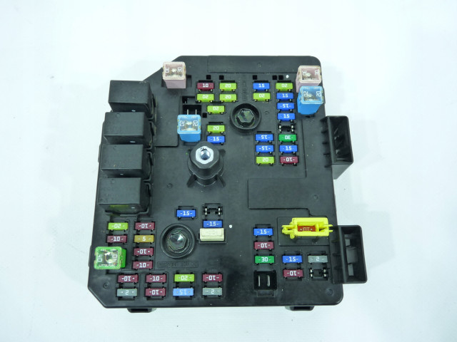 Pojistková skříňka 2.2 95031447 Chevrolet