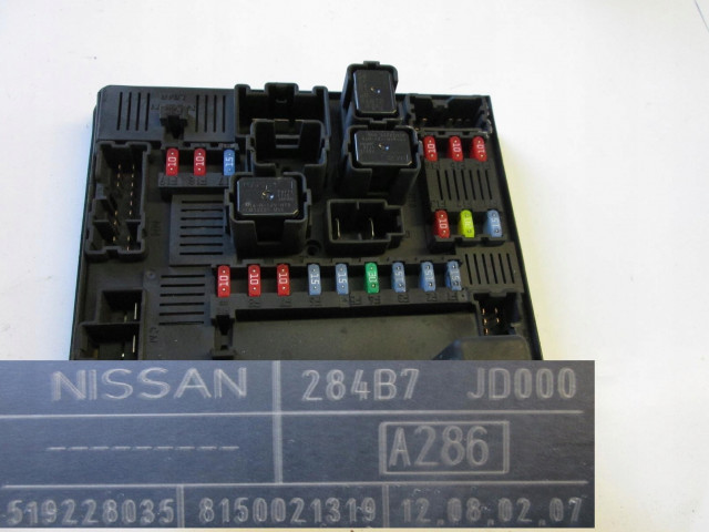 Nissan qashqai i 1.5 dci блок предохранителей 284B7JD000
