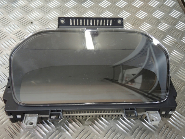 Панель приборов спидометр 32200340 volvo v90 s90 xc90 xc60 ii             