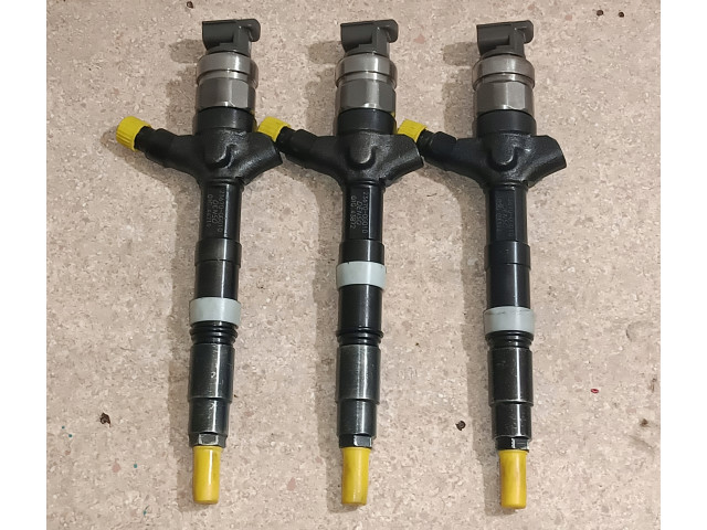 Vstřikovač 23670-0G010, 236700G010 Denso Diesel