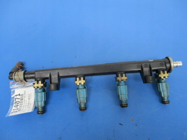 Fiat 1.2 16v топливная рампа bosch 0280151057 0280151057, ZFA182000050535