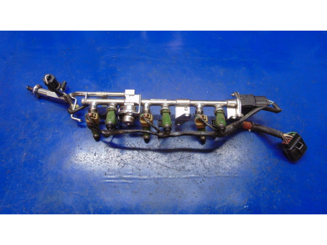 Топливная рампа форсунки 2.5 v6 ben jaguar x-type