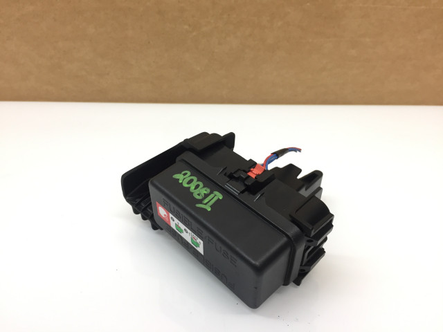 Peugeot 2008 ii 1.2 thp  przekaźników  9837843080, 9820725480        