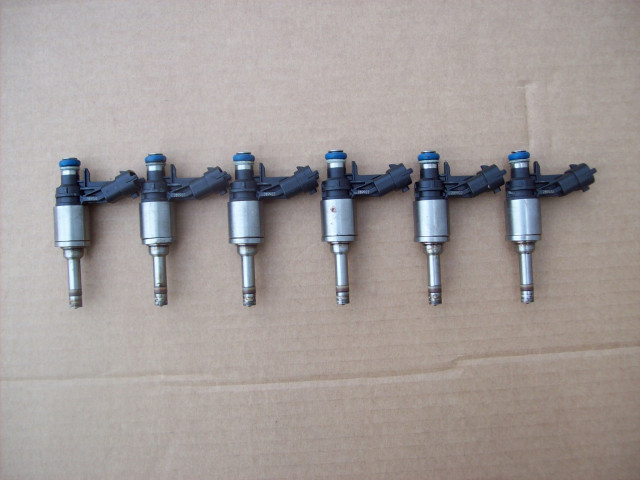 Maserati ghibli 3.0 sq4 m157 форсунка  0261500182 0261500182, QUATTROPORTE       