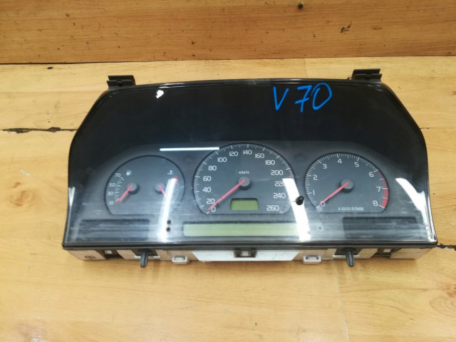 Přístrojová deska Volvo 9168144, 9168138