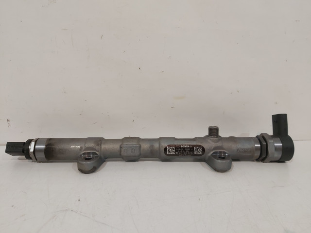 ТОПЛИВНАЯ РАМПА MERCEDES A6510701595  A6510701595, KAT.A6510701595  Mercedes-Benz    