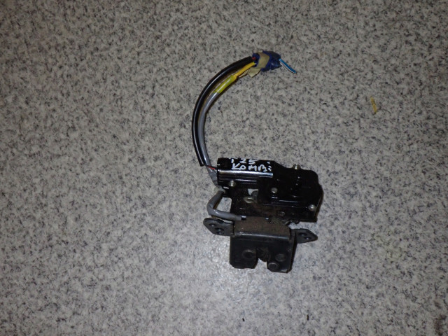 Zámek zadních dveří Toyota