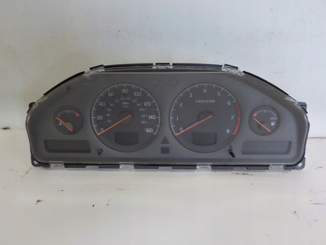 Volvo s60 i панель приборов спидометр 8637994              