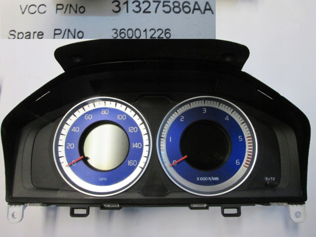 Přístrojová deska Volvo 31327586AA, R-DESIGN