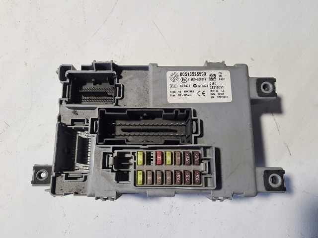 Pojistková skříňka FIAT 500    BSI  07-  00518525990 00518525990 Toyota   