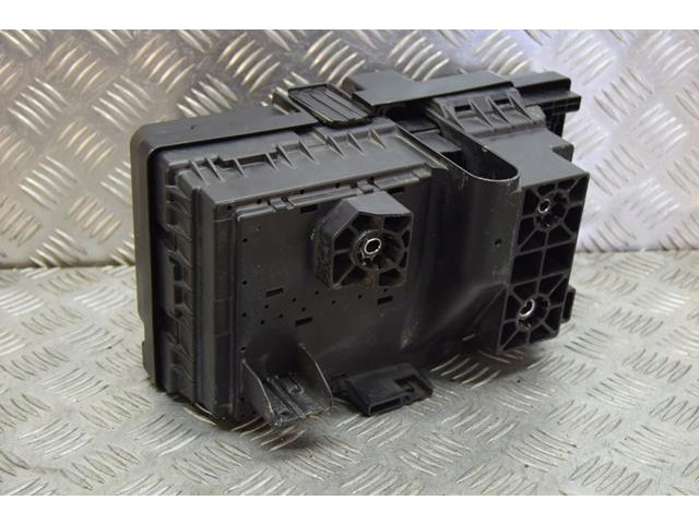 Блок предохранителей модуль bsi блок без jeep cherokee kl 68192999ae      