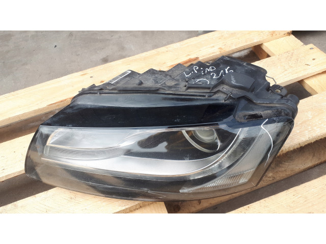 A5 8t lampa левая левое  przednia xenon  Правое 