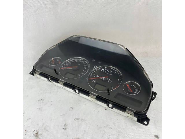 Панель приборов спидометр volvo v70 ii s60 i 30682277, 8602885