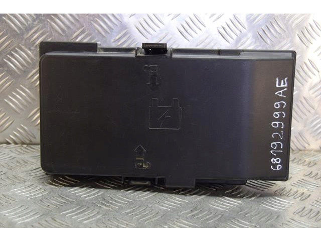 Блок предохранителей модуль bsi блок без jeep cherokee kl 68192999ae      
