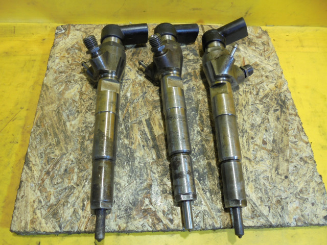 Vstřikovač H8200704191 H8200704191 Continental Diesel