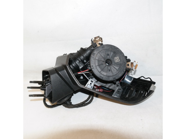 Audi q2 ( 2016- ) funkcje / Правое