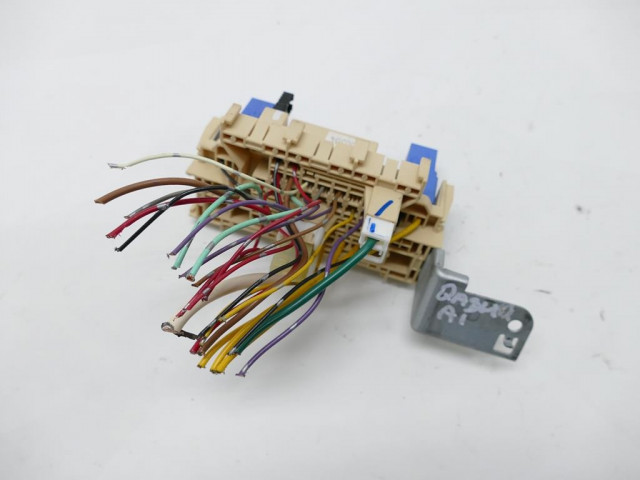 Nissan qashqai j10 li 2.0 b блок предохранителей