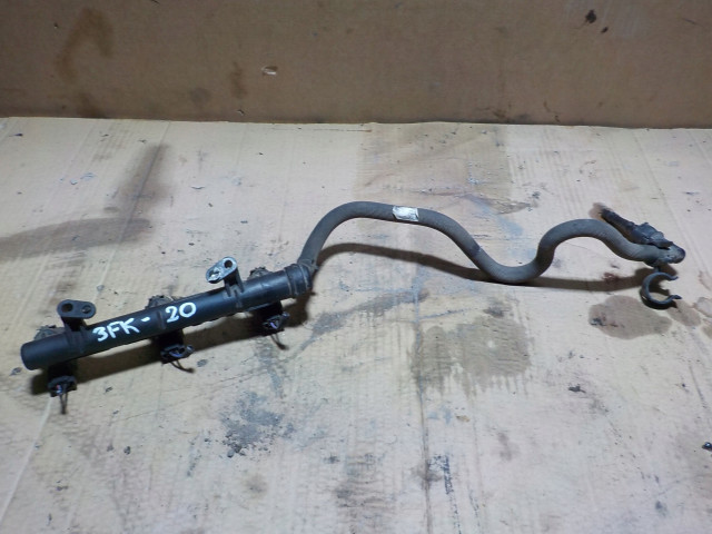 Топливная рампа 04c133317m skoda fabia iii 04C133317M, LF5A-Z5Z5